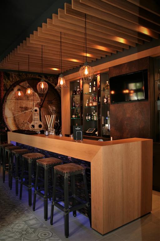 Alexxanders Hotel & Boardinghouse, Restaurant ケムニッツ エクステリア 写真