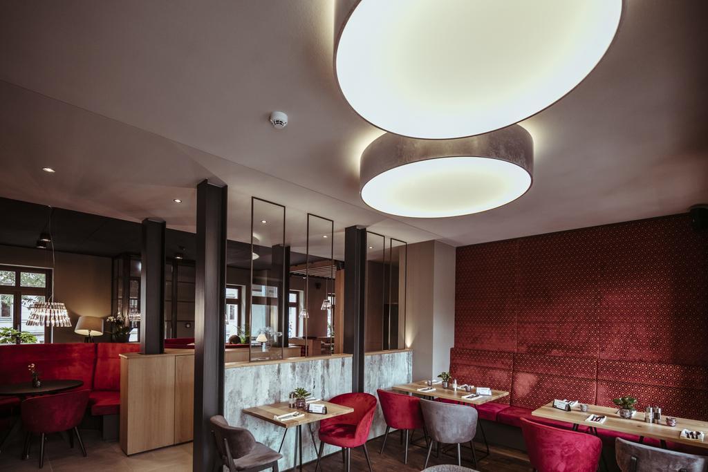 Alexxanders Hotel & Boardinghouse, Restaurant ケムニッツ エクステリア 写真