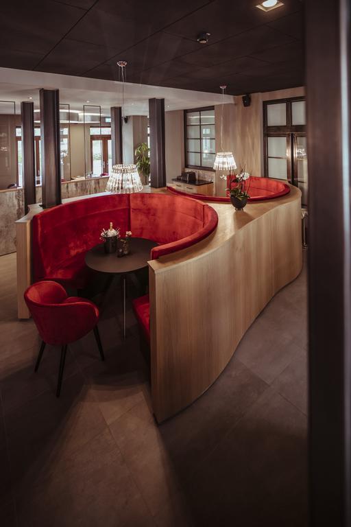 Alexxanders Hotel & Boardinghouse, Restaurant ケムニッツ エクステリア 写真